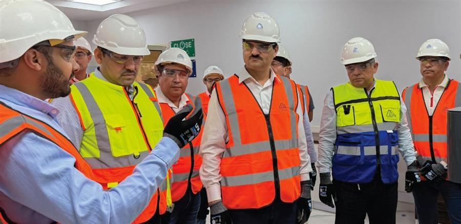 EGAS chief reviews Ain Sokhna polyethylene pipe factory

